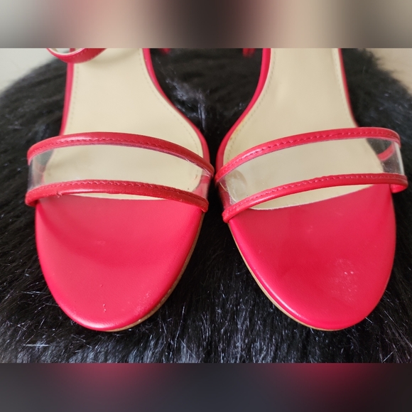 MICHAEL KORS  Open Toe  Bright Red Ankle Strap Mid Sandals Sz 9 - Picture 13 of 14